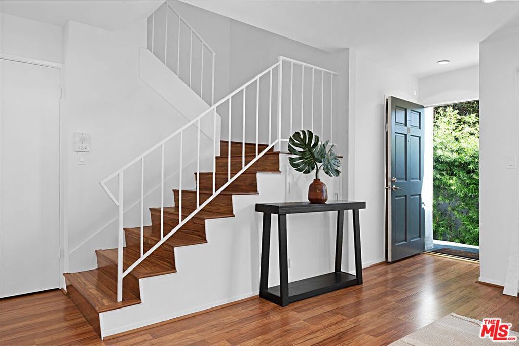 1228 18th Street D