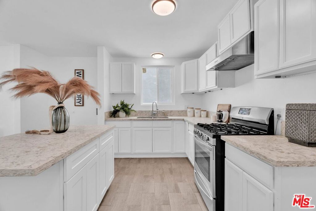 Properties 4 9959 Wisner Avenue