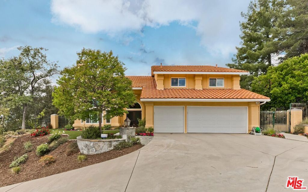22400 Calipatria Drive