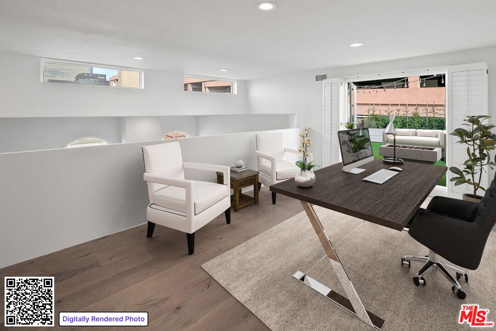 1160 Granville Avenue PH112