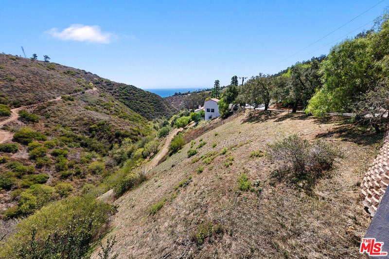 26557 Ocean View Dr
