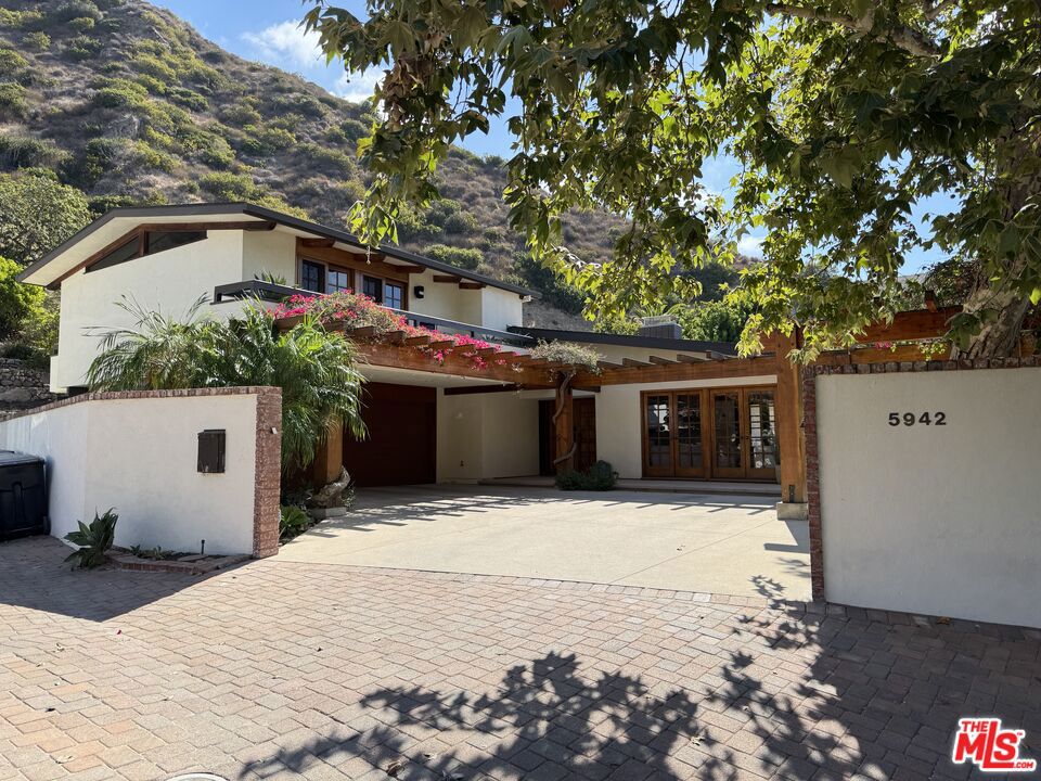 5942 Paseo Canyon Drive