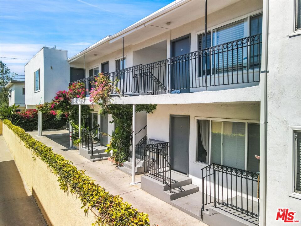 1145 N Hoover Street