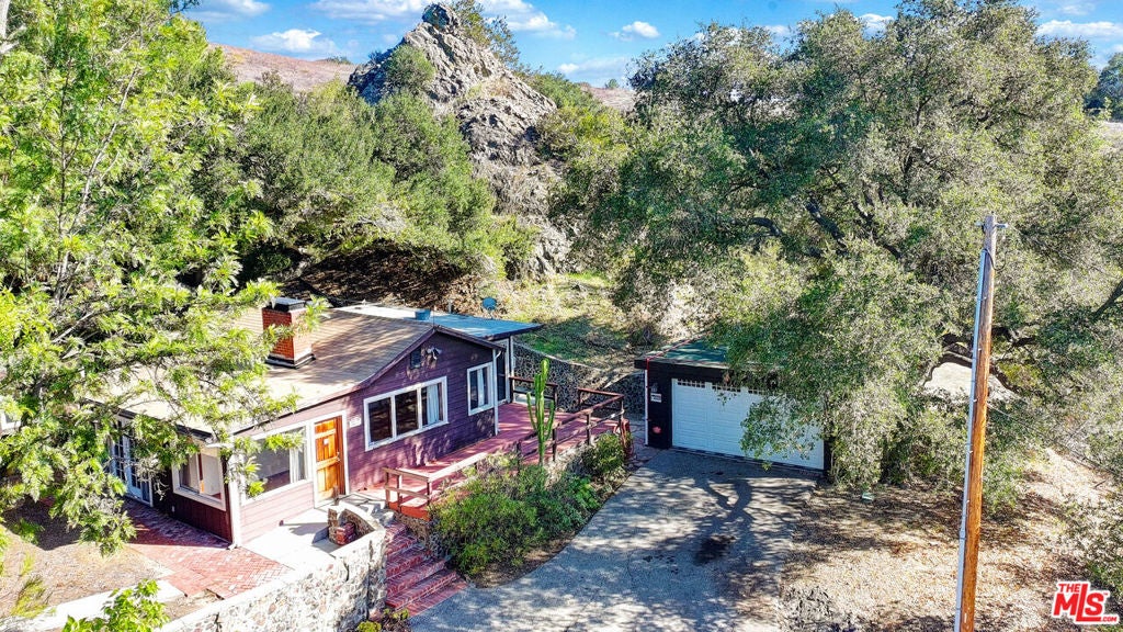 1980 N Topanga Canyon Boulevard