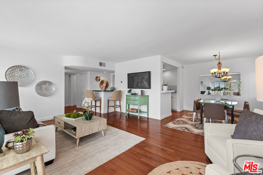 2318 Fox Hills Drive 102