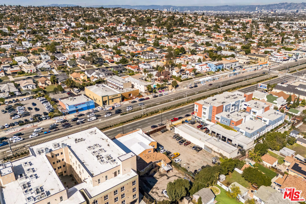 5140 Crenshaw Boulevard