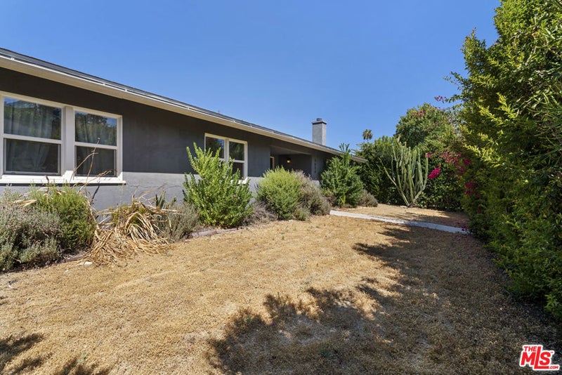5636 Valley Circle Boulevard