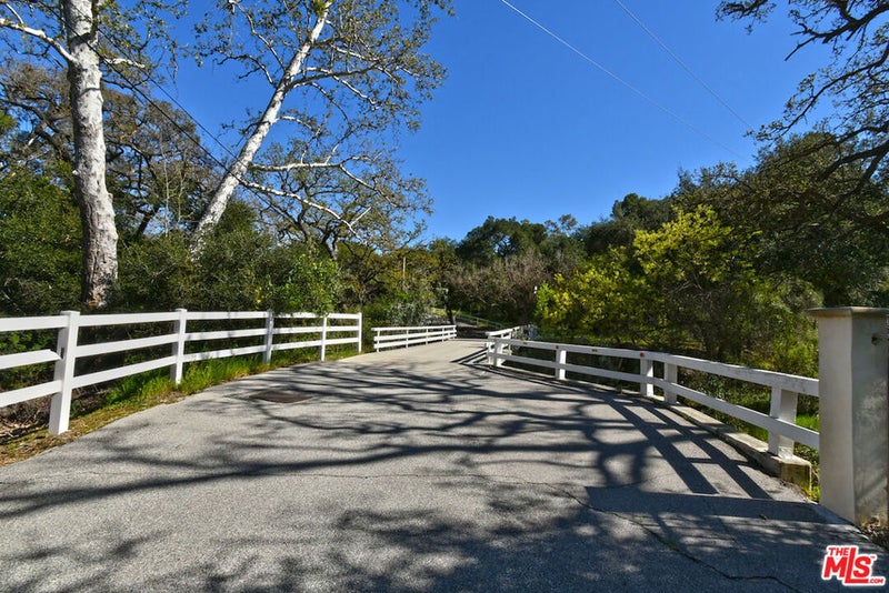 2317 Sierra Creek Road