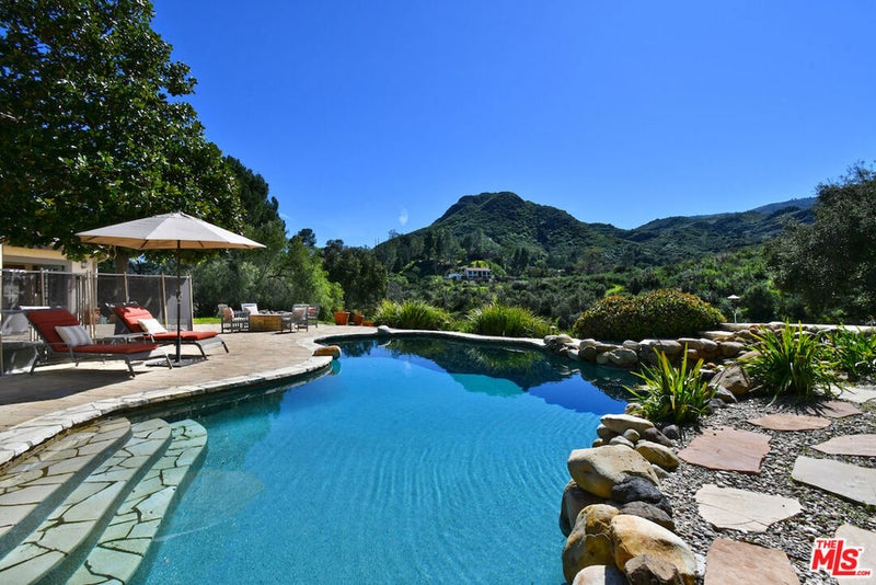 2317 Sierra Creek Road