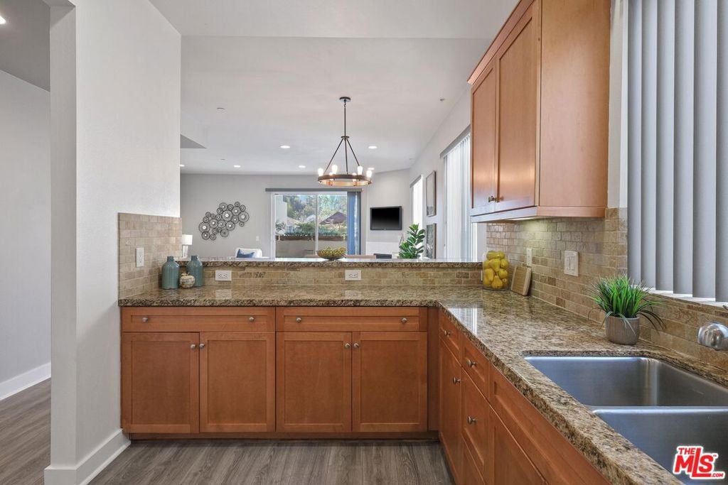 11851 Laurelwood Drive 102