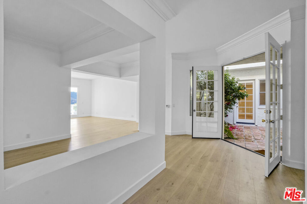 2020 Palisades Drive