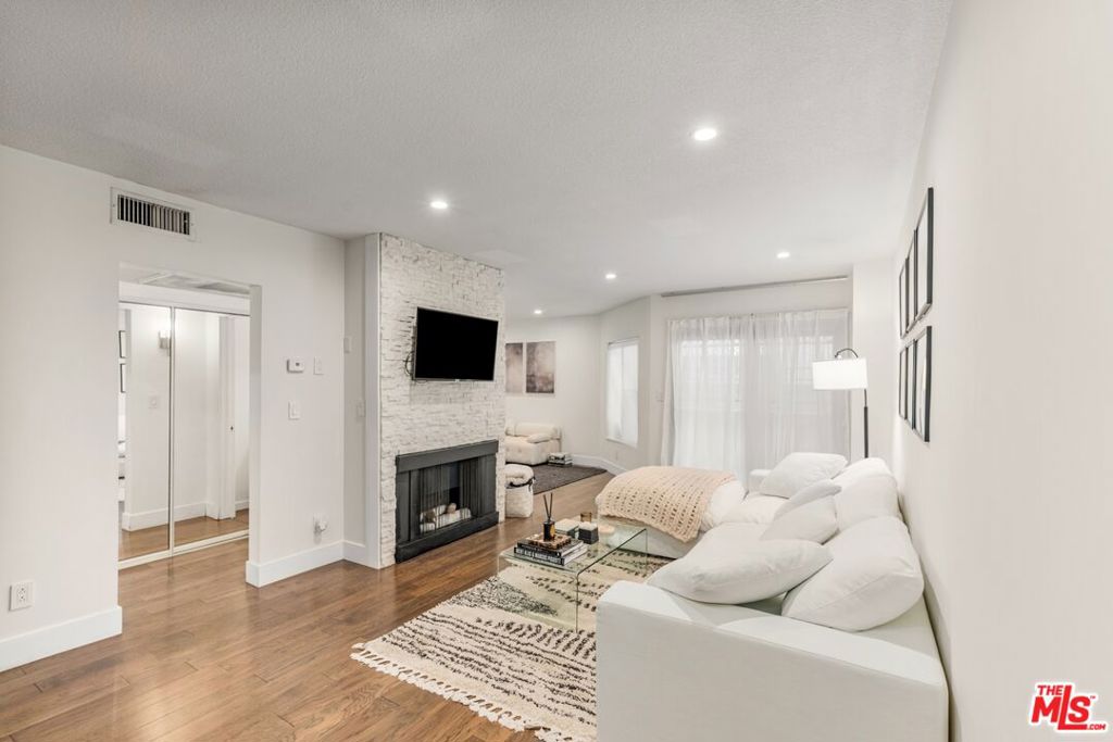 141 S Clark Drive 224