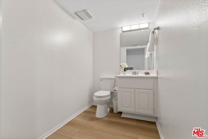 13200 Pacific Promenade 438