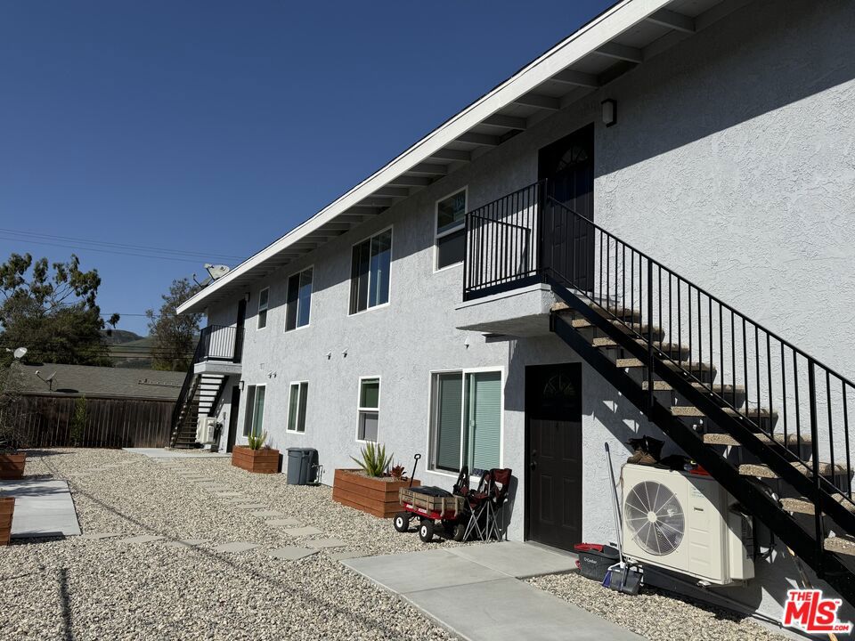 176 W Ramona Street