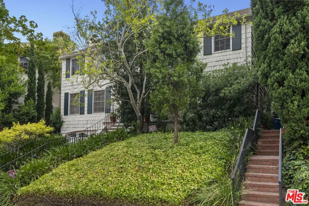 Los Angeles, California 90024, United States, 5 Bedrooms Bedrooms, ,5 BathroomsBathrooms,Residential,Active,198373