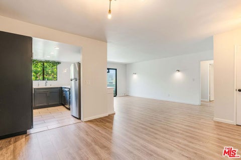 Photo of 5000 S Centinela Avenue #344, Los Angeles, CA 90066 (MLS # 26990309)