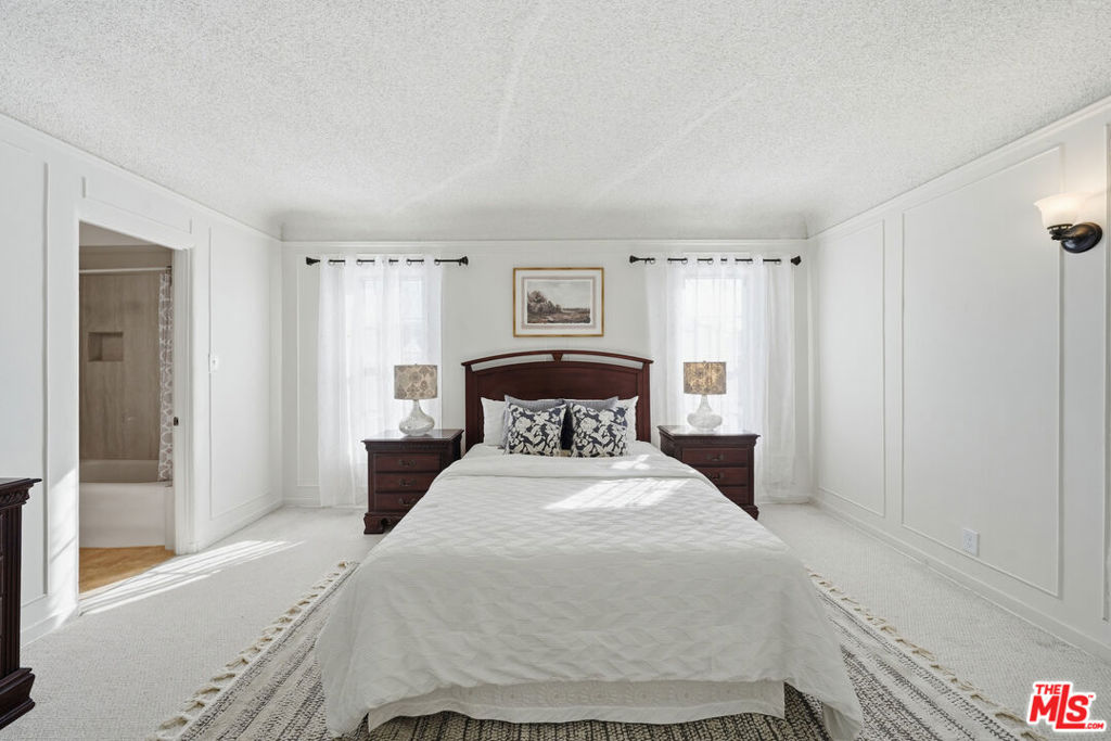 924 Westchester Place