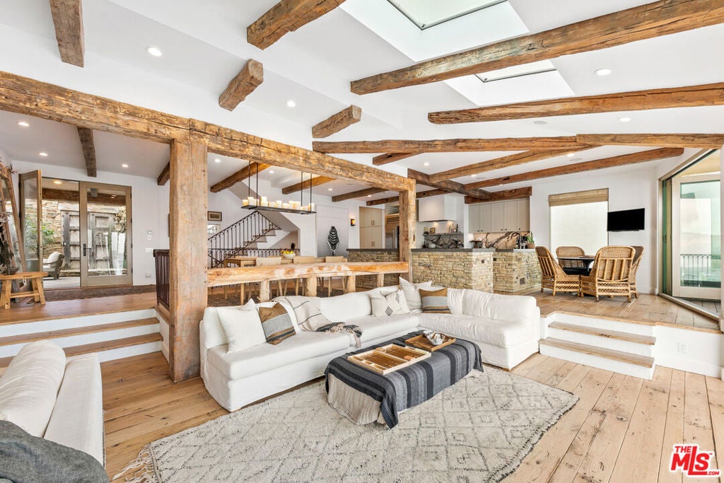 24920 Malibu Road