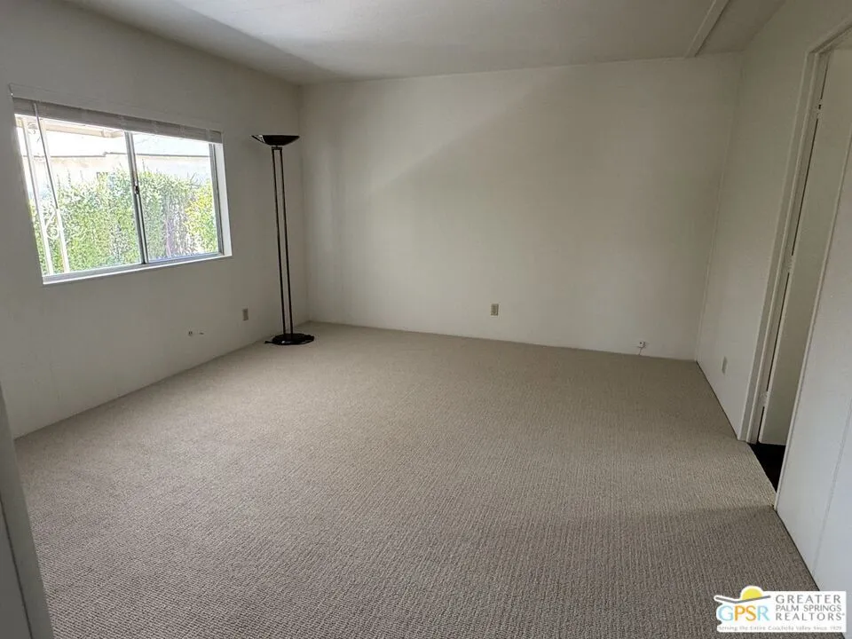 Palm Springs, California 92264, United States, 2 Bedrooms Bedrooms, ,2 BathroomsBathrooms,Residential,Active,205277