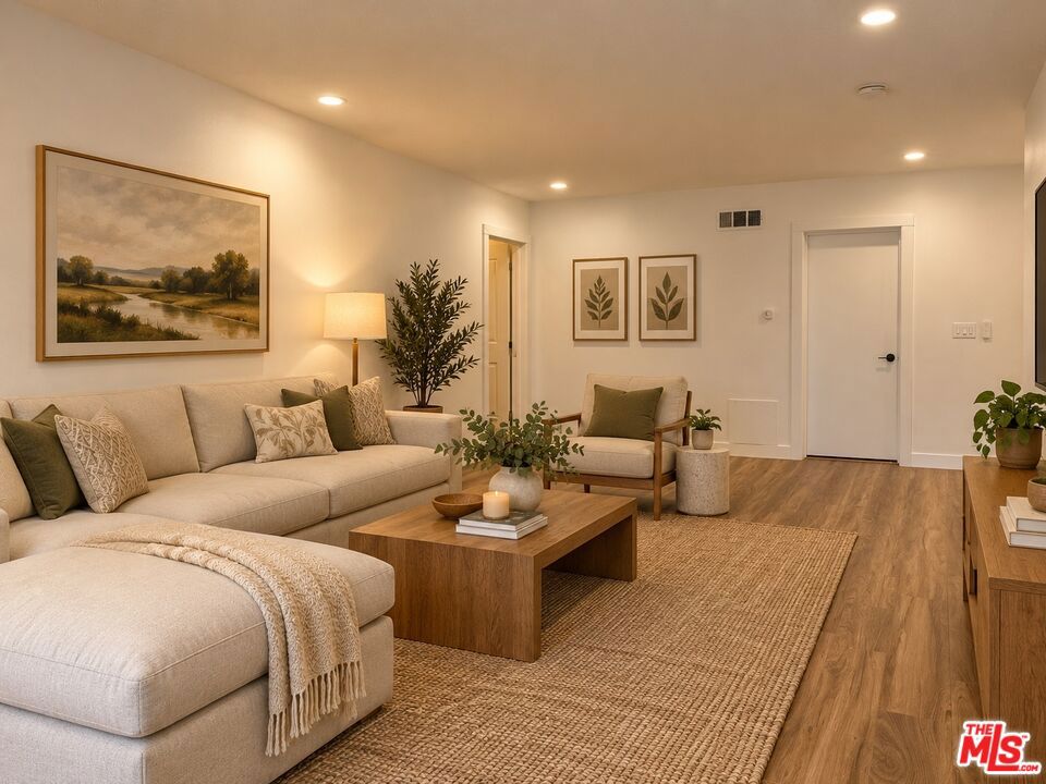 11670 W Sunset Boulevard 109