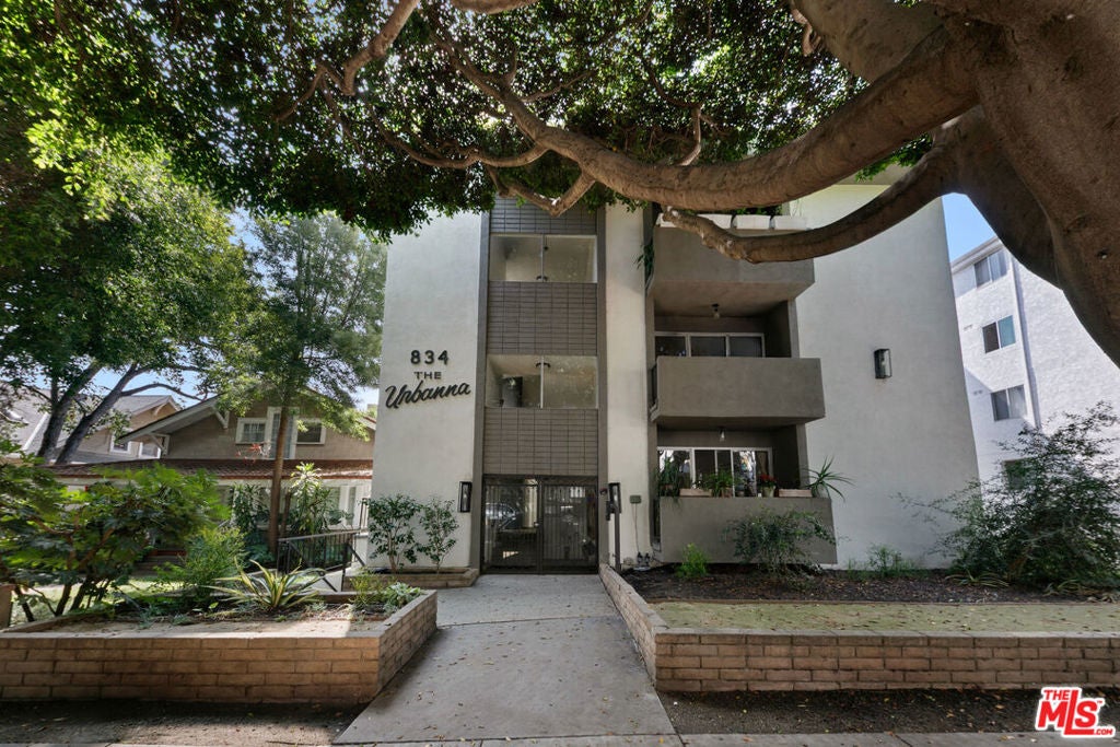 834 2nd Street