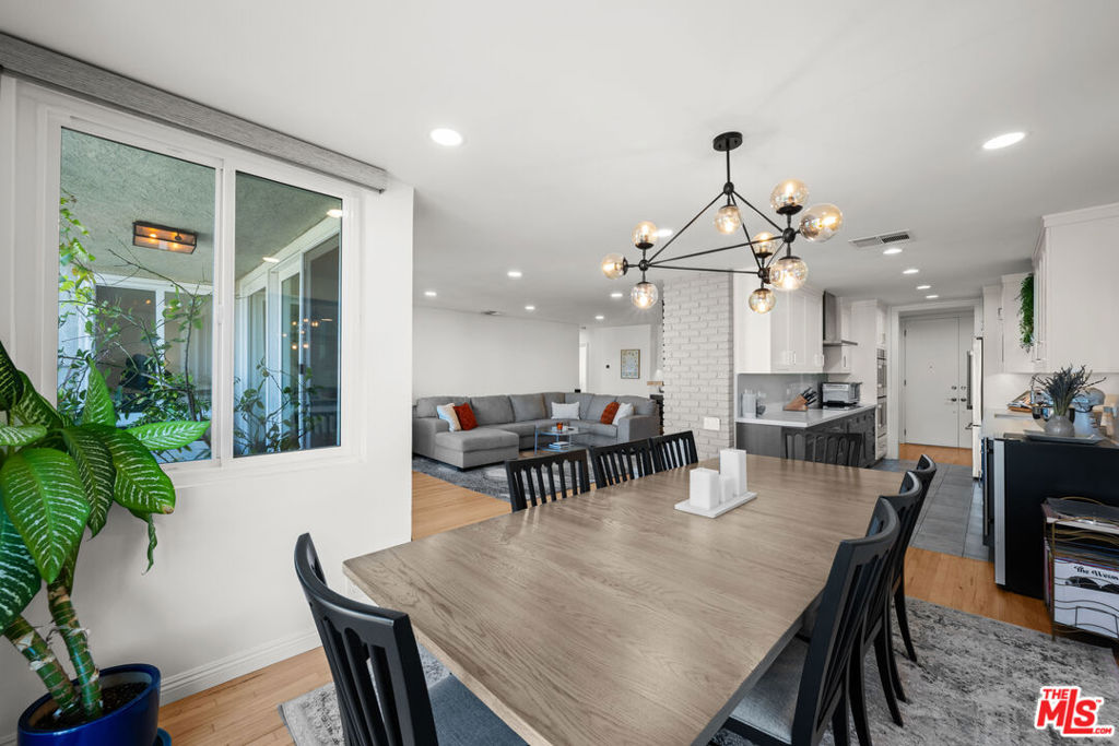 11918 Kiowa Avenue 302