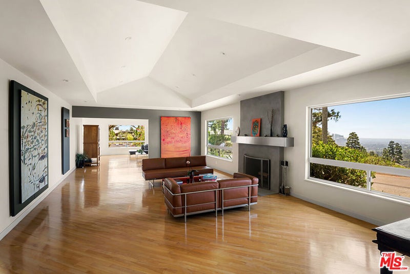 1270 Lago Vista Drive