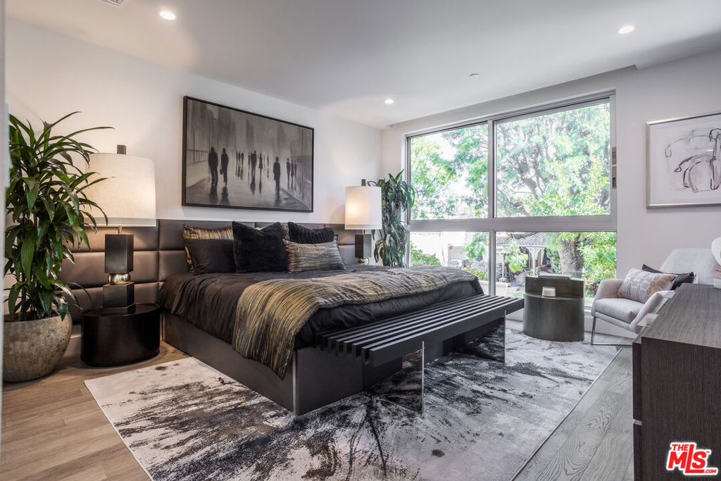 728 N Sweetzer Avenue 315