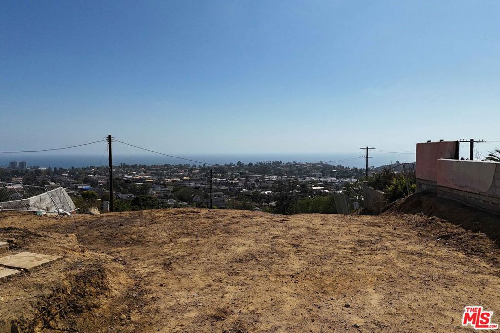 1339 Chautauqua Boulevard