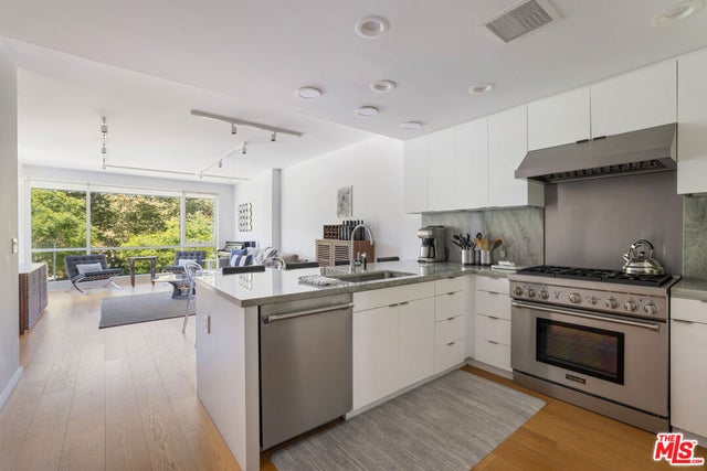 1705 Ocean Avenue 209 #209, Santa Monica