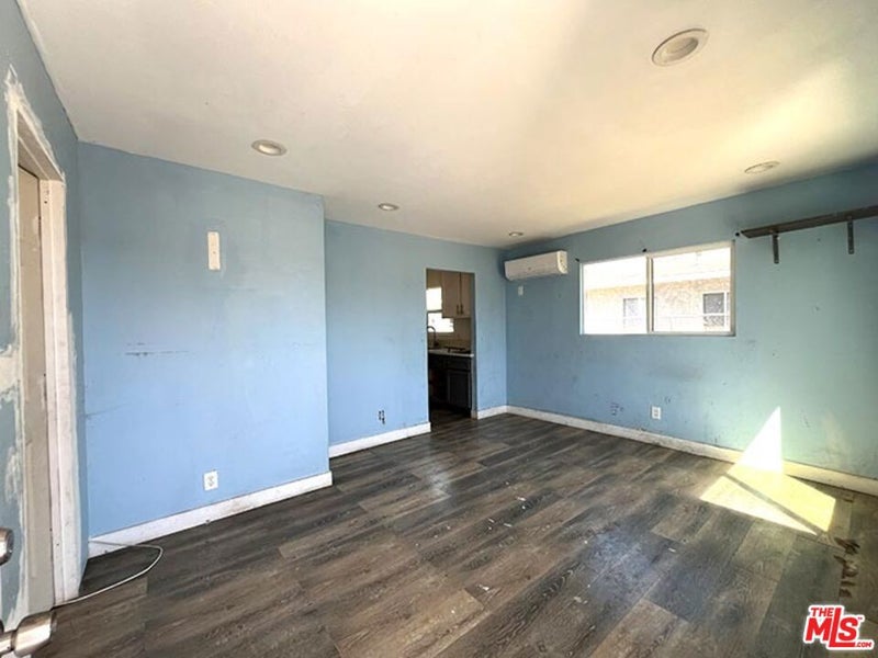 433 W 94th Street