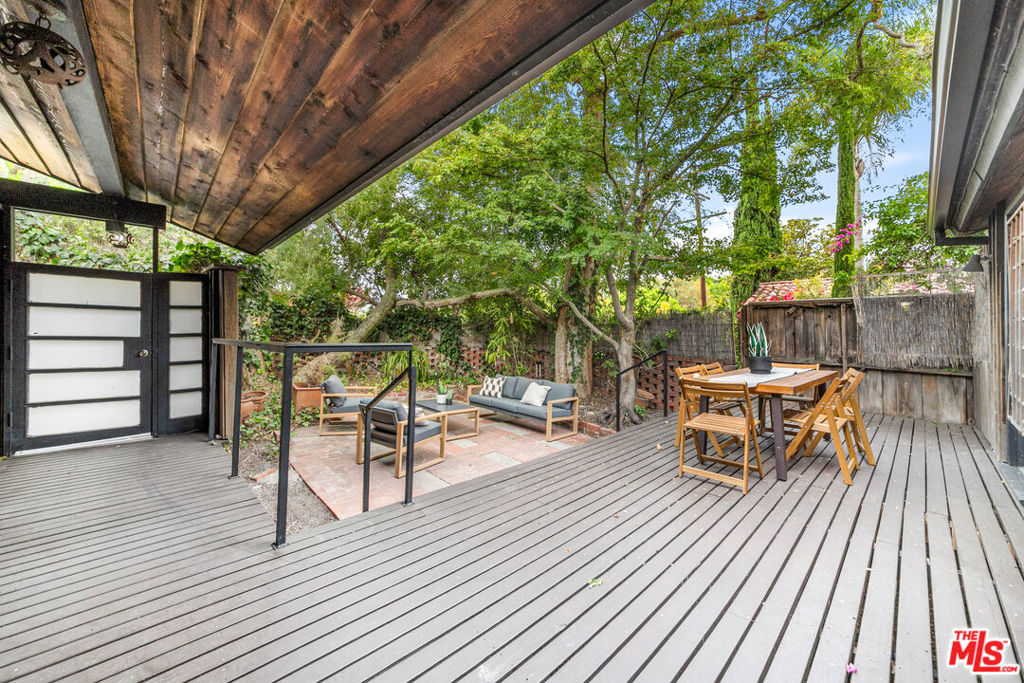 3147 Waverly Drive