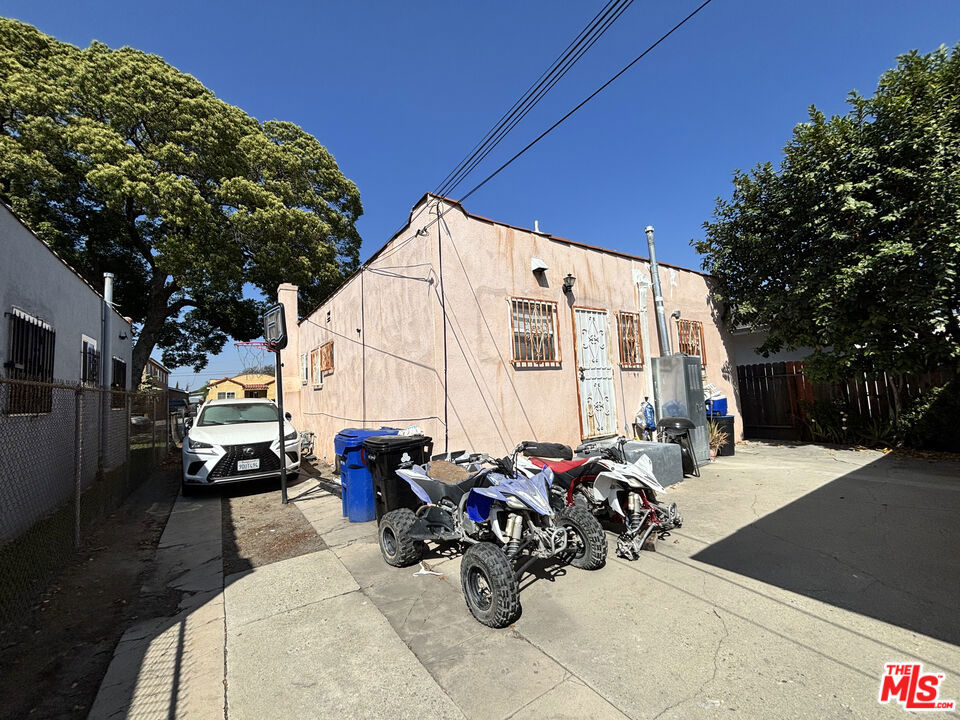 632 E 78th Street