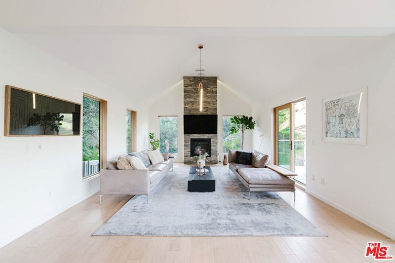 10110 Cielo Drive