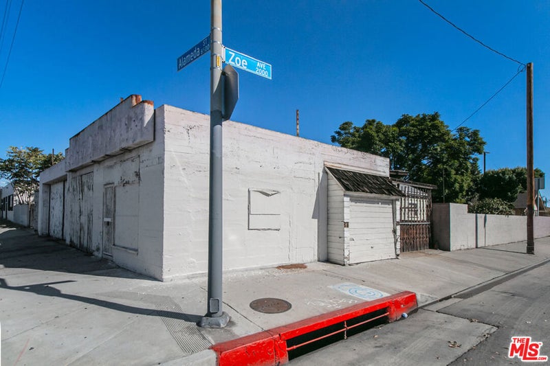 6541 Regent Street