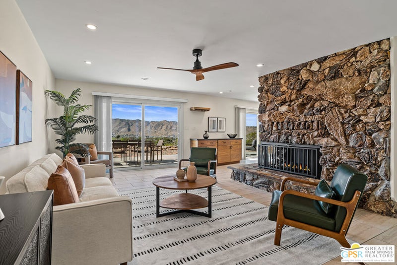 7913 Joshua Lane