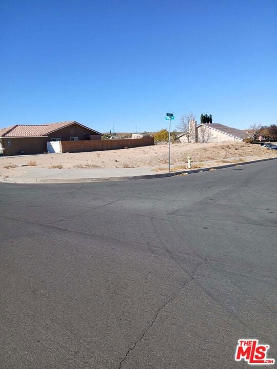 14020 N Topmast Drive