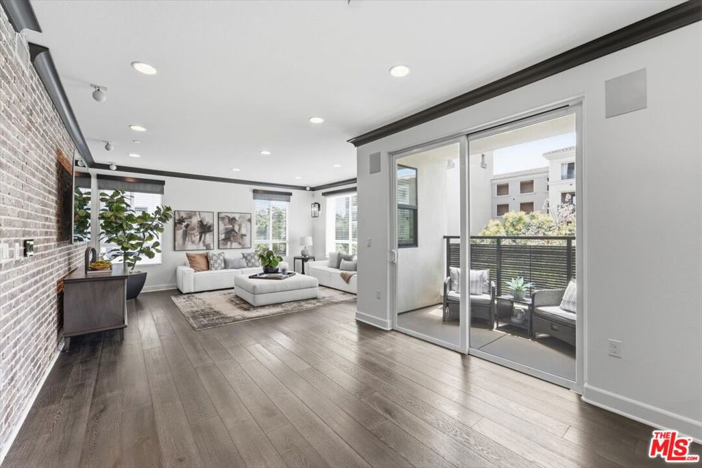 12534 W Fielding Circle 3