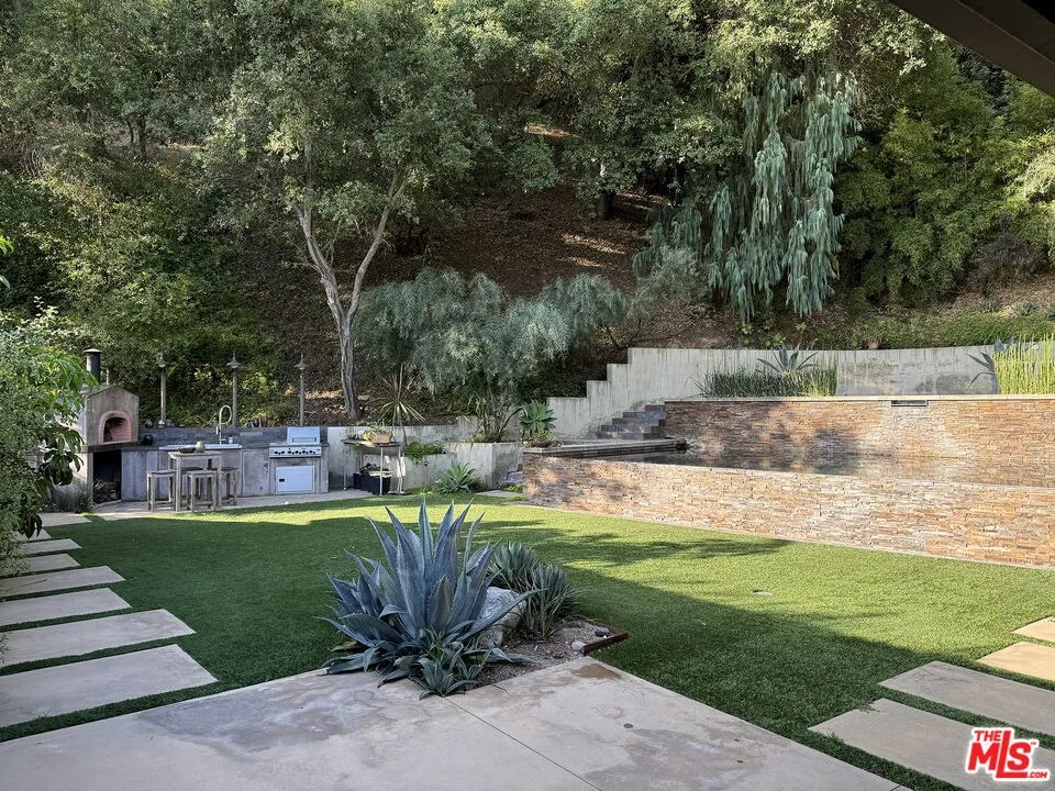 Studio City, California 91604, United States, 3 Bedrooms Bedrooms, ,3 BathroomsBathrooms,Residential,Active,193495