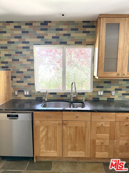 Studio City, California 91604, United States, 3 Bedrooms Bedrooms, ,3 BathroomsBathrooms,Residential,Active,193495