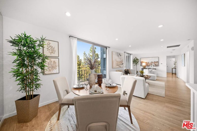 100 S Doheny Drive 514