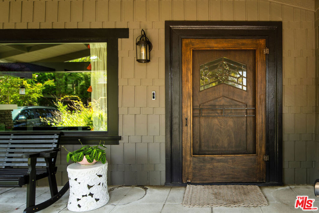 Properties 2 379 N Wilton Place