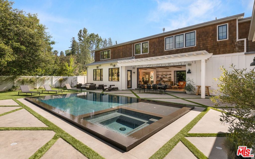 Properties 2 16101 Royal Mount Drive