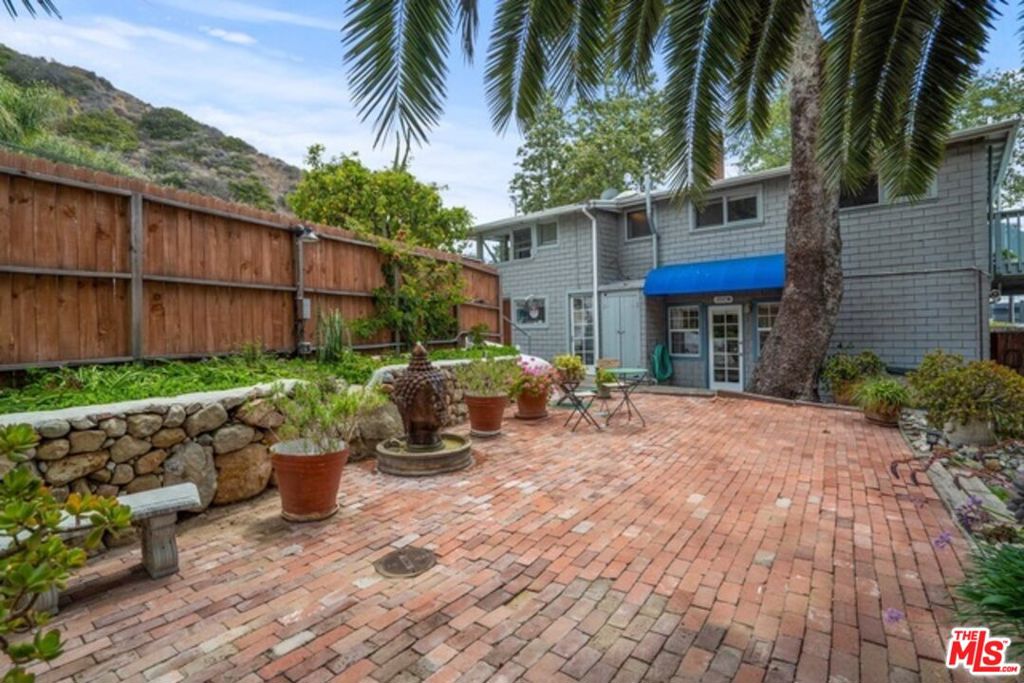 3945 Las Flores Canyon Road