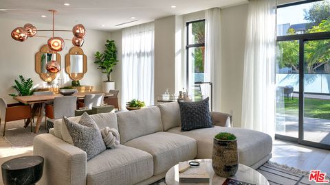 425 N Palm Drive 104 Beverly Hills CA 90210