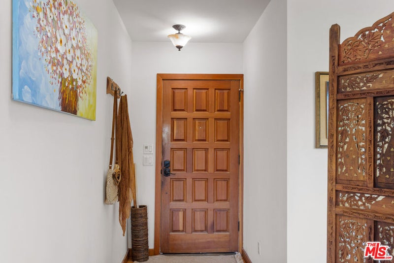 1239 Fernwood Pacific Drive