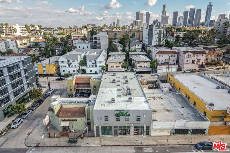 176 S Alvarado Street