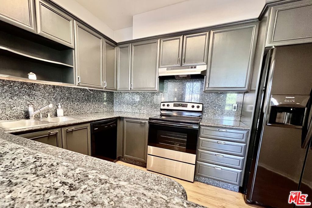 8960 Cynthia Street 109