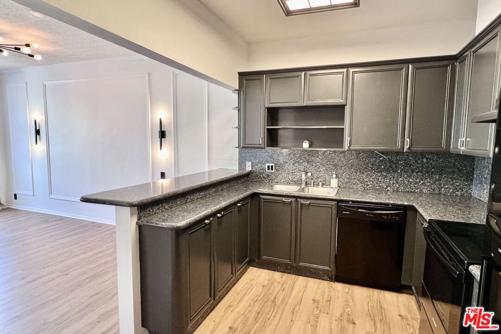 8960 Cynthia Street 109