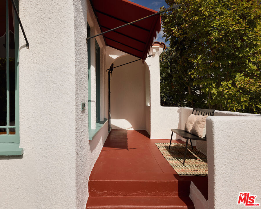 1311 Dartmouth Drive